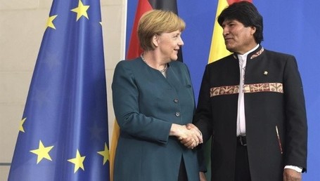 Der Präsident des Plurinationalen Staates Bolivien mit Bundeskanzlerin Angela Merkel