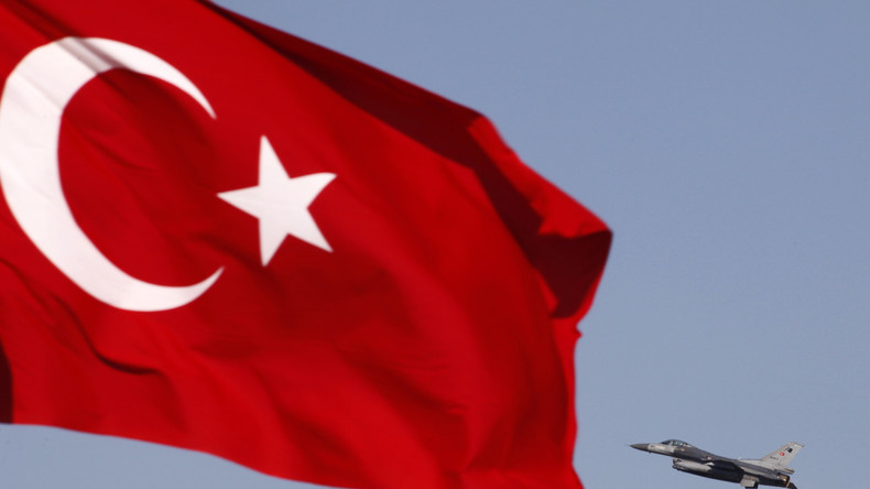 Türkei: Piloten die Su-24 über Syrien abschossen wegen Teilnahme am Putschversuch verhaftet