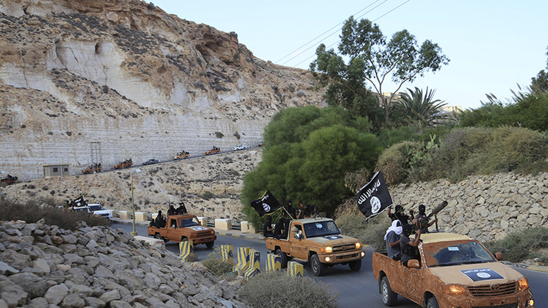 Symbolbild - IS-Wagenkolonne in Libyen, Oktober 2014. 