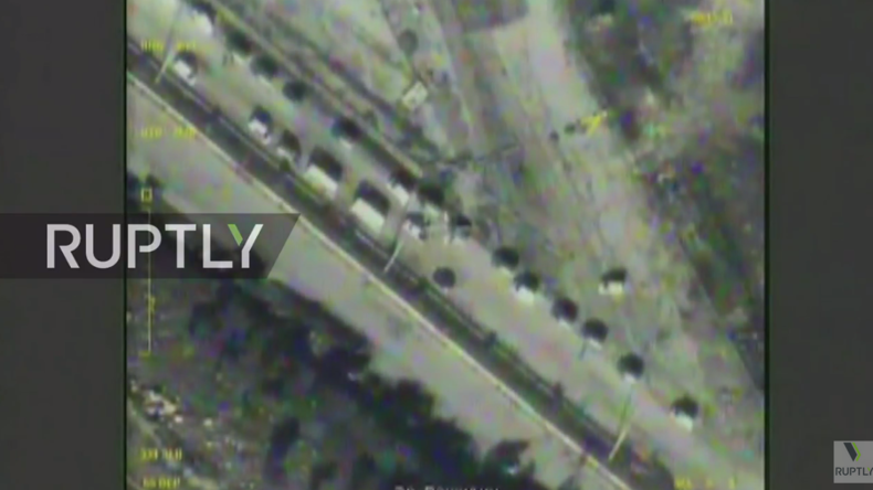 Live aus Aleppo: Drohne filmt den Abzug der Extremisten