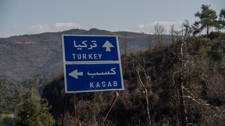 Festung Europa: EU treibt türkischen Mauerbau an syrischer Grenze voran  