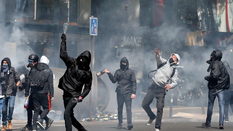 Umfrage zeigt: Europas Jugend bereit für die Revolte
