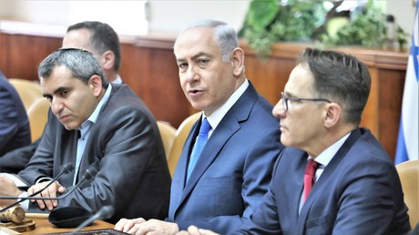 Der israelische Premierminister Benjamin Netanjahu bei einer Kabinettsitzung am 09. Juli 2017. 